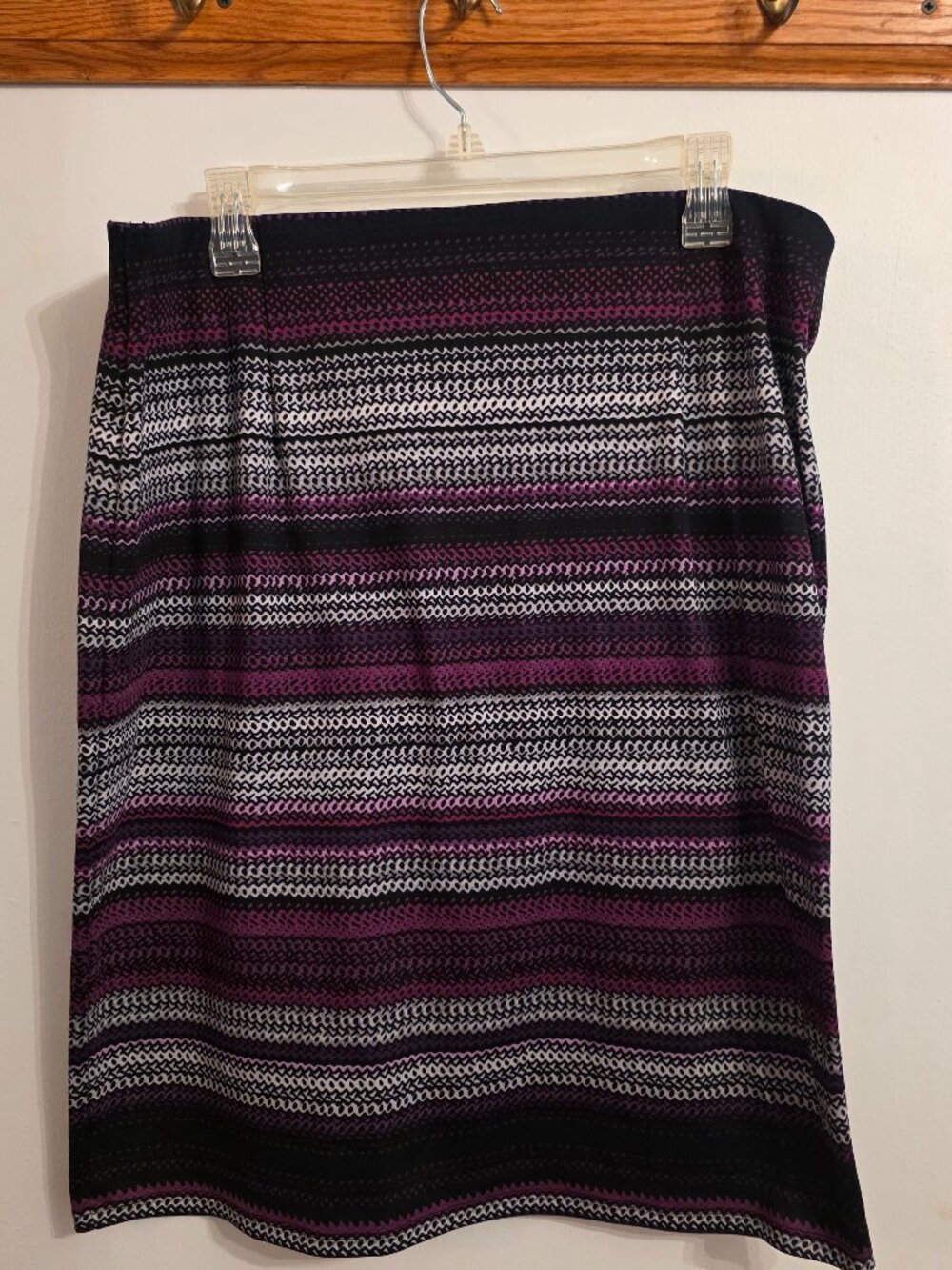 New York Clothing Company - NYCC SKIRT PENCIL SKIRT Size L